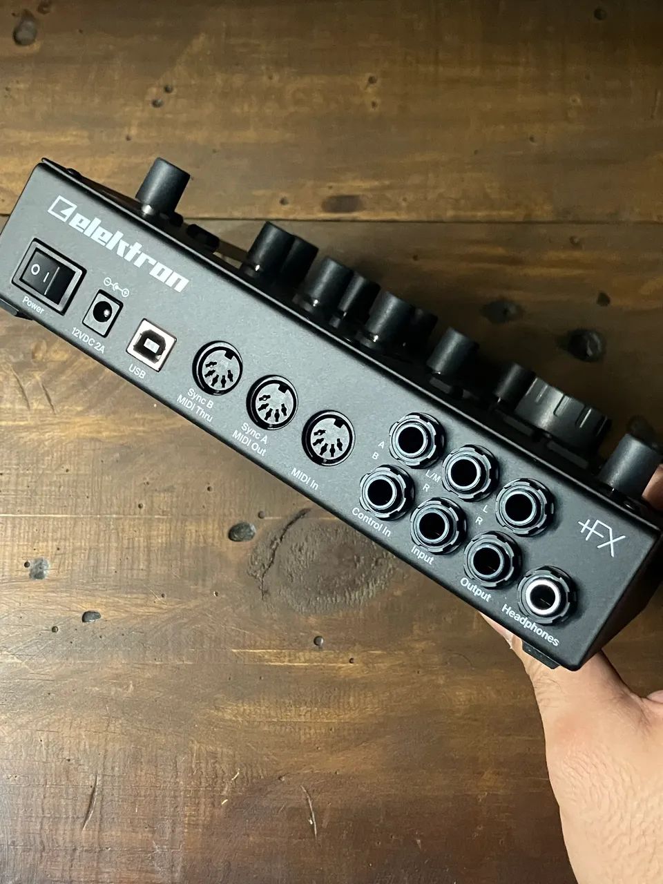 Elektron Analog Heat +FX c/ Decksaver e Case - Foto 4