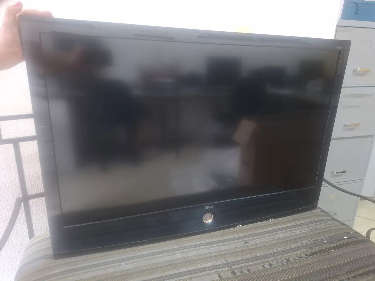 Vendo TV LG 42" com defeito  - Foto 5