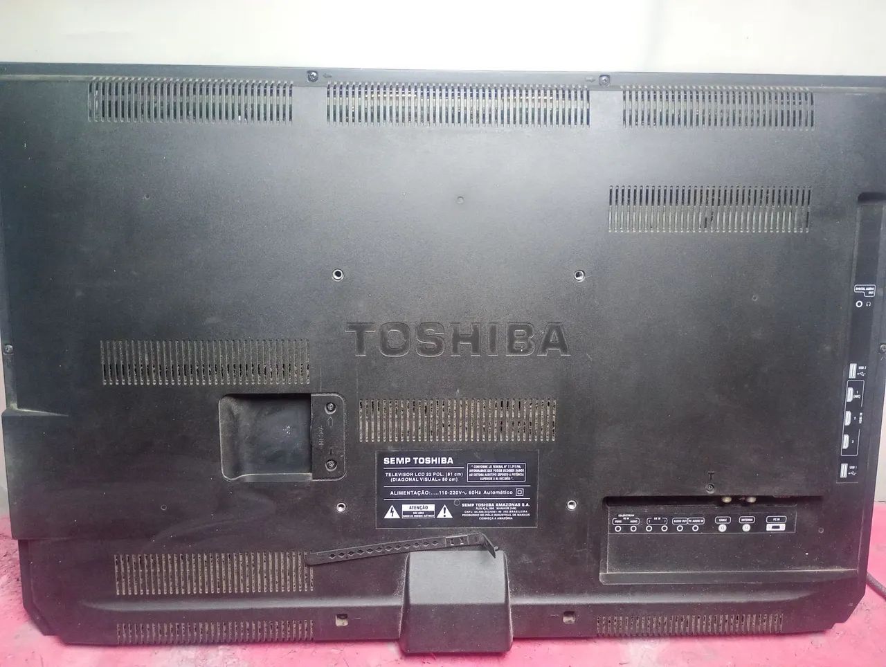 tv Toshiba 32 polegadas funcionando perfeitamente não é smart  - Foto 2