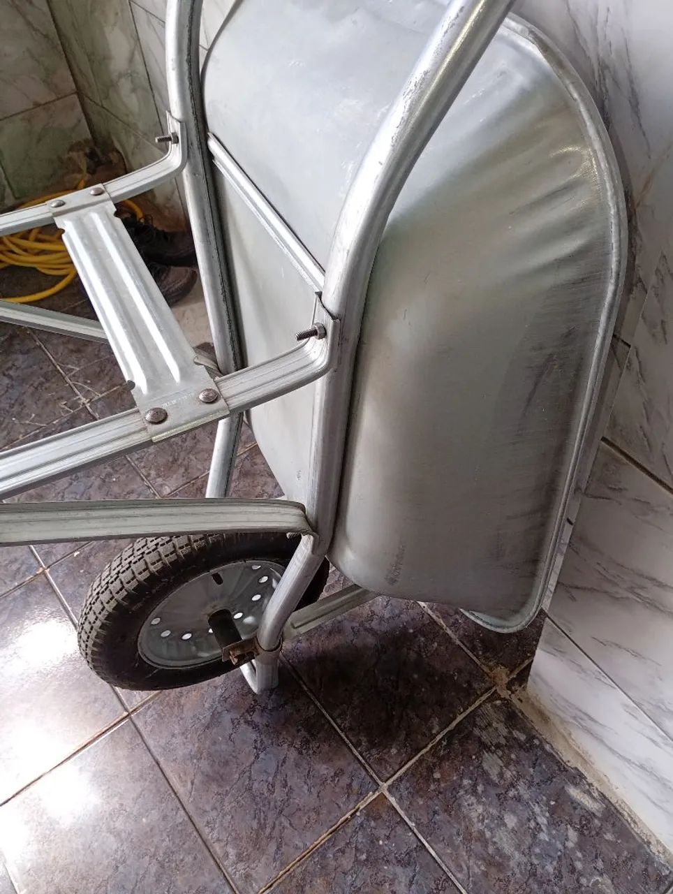 Carrinho de mão - Foto 2