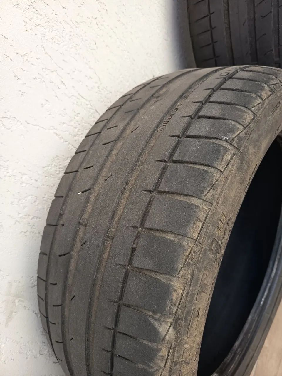 Pneu Continental extreme 215/50/17 - Foto 3