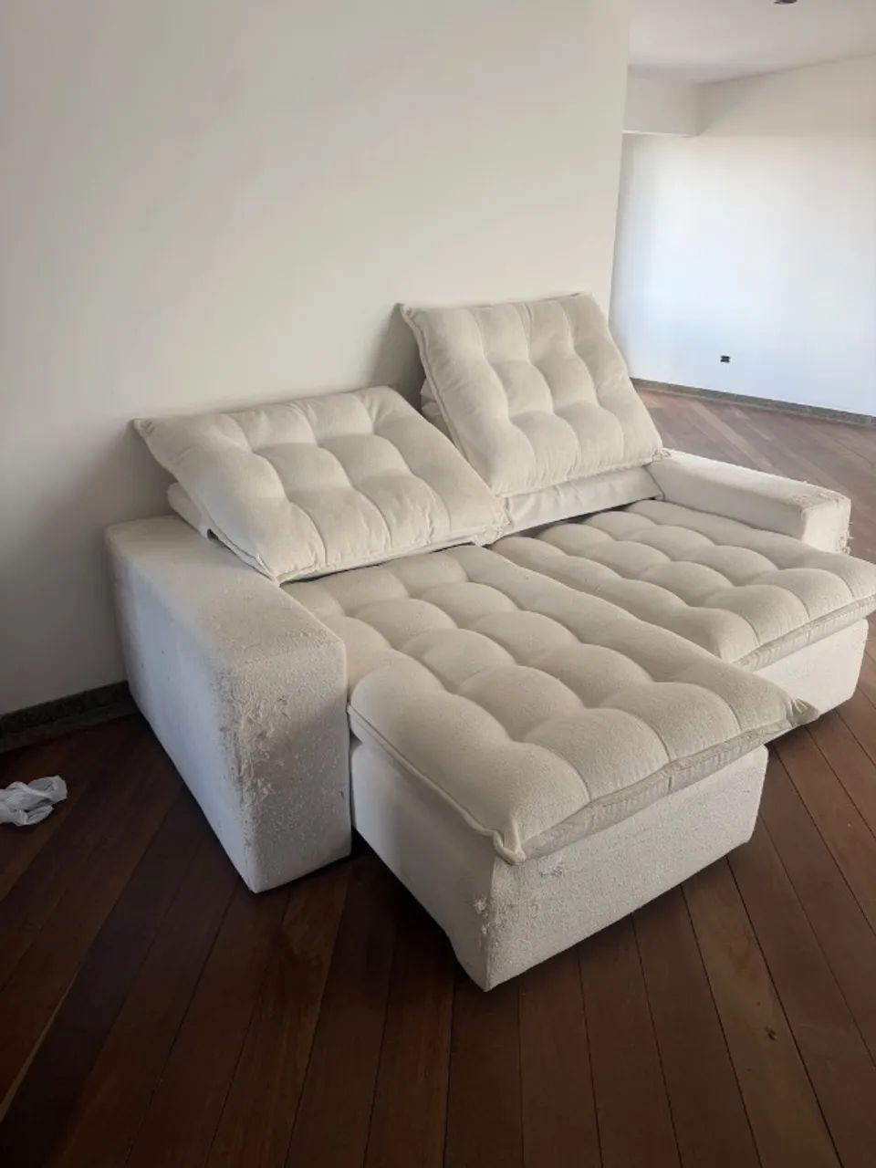 Sofá reclinável offwhite - Foto 2