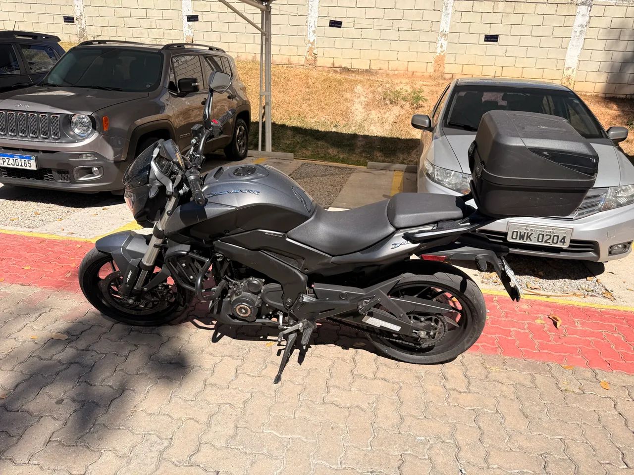 Bajaj Dominar 400 zero - Foto 2