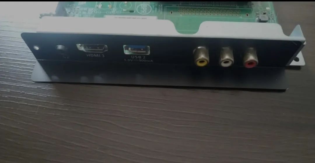 TV Philips 50PUG6654/78 (lote) - Foto 3