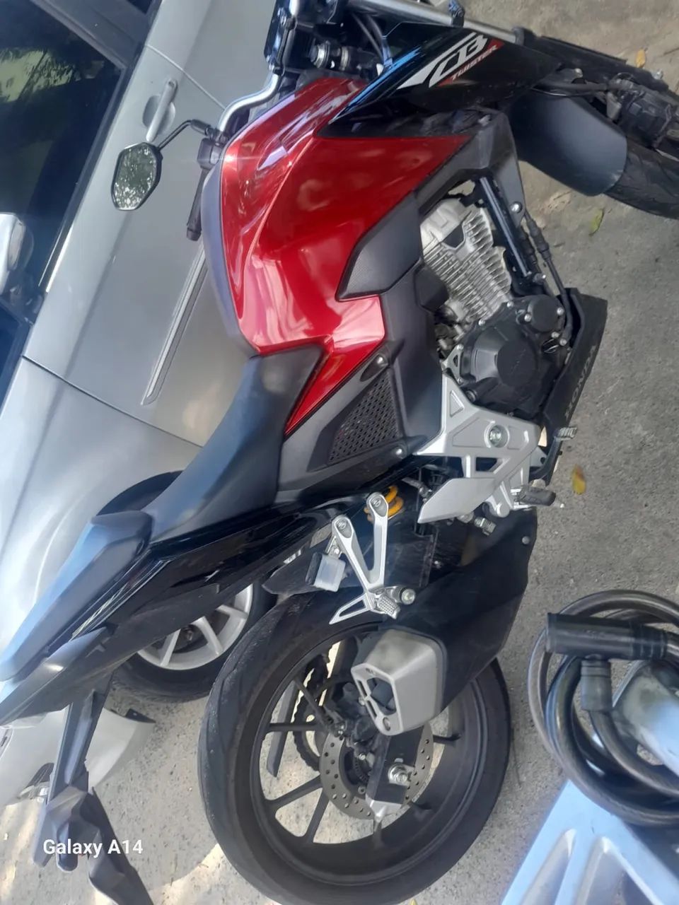Moto CB300F - Foto 2