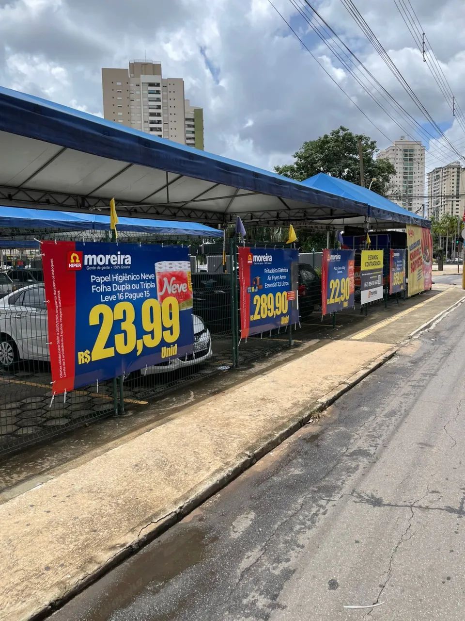 Comunicação Visual e Fachada de Loja em Lona - Impressão Digital - Foto 3