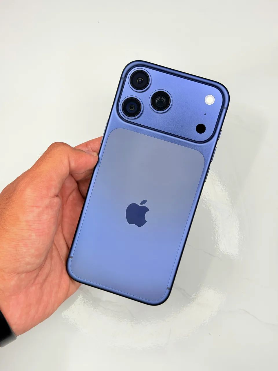 iPhone 17 Pro Max 256gb - Azul (Garantia Apple 08/27) - Foto 2