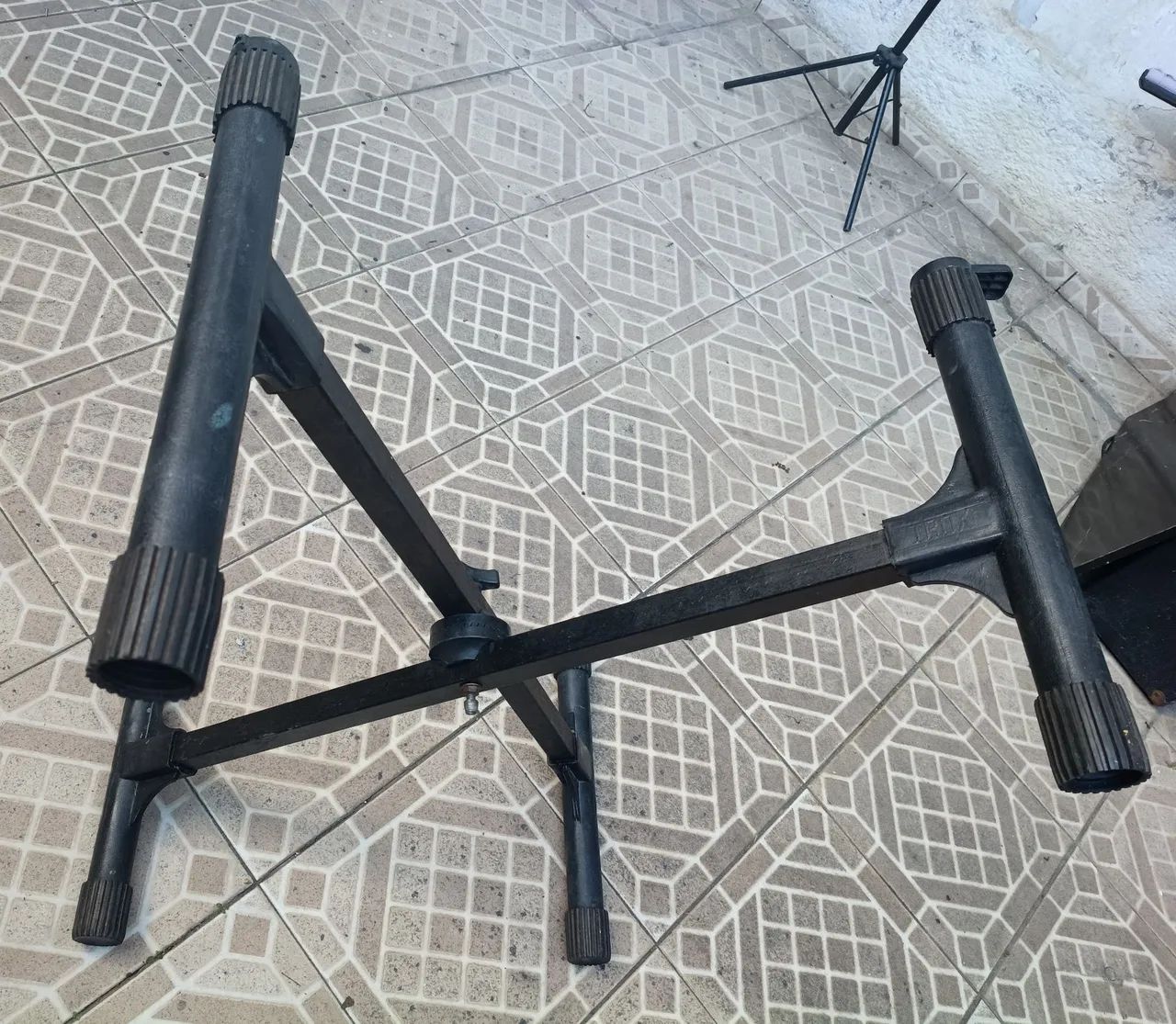 Pedestal/suporte para teclado. - Instrumentos musicais - Vila