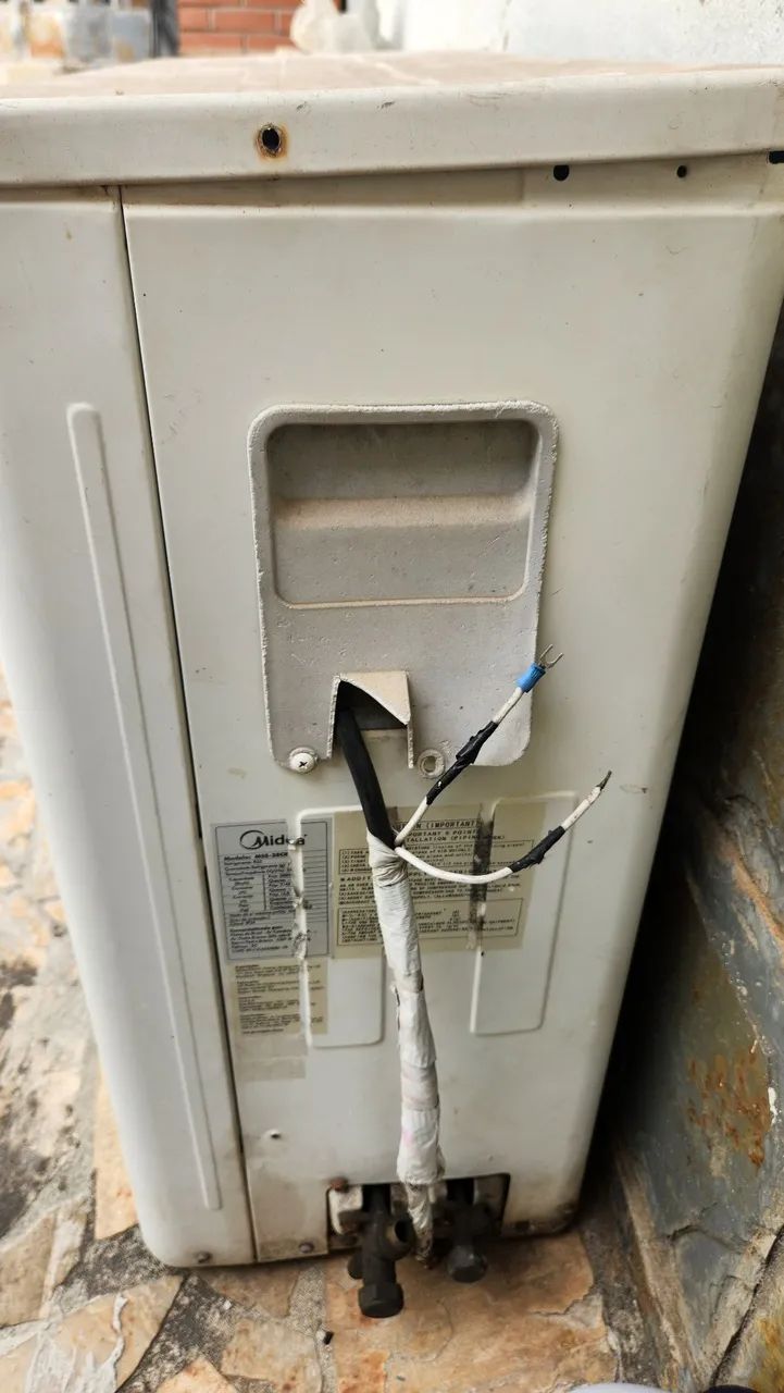 AR CONDICIONADO SPLIT 28000BTU USADO - Foto 4