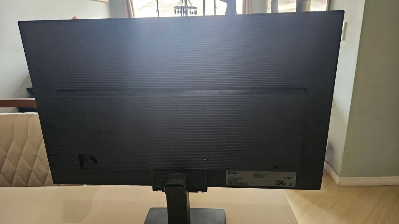Monitor Samsung 24" S3 Essential - Foto 2