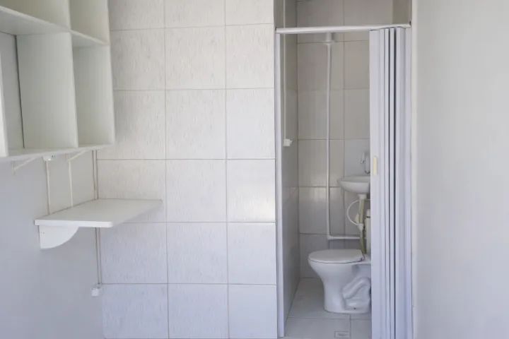 PONTO COMERCIAL COM BANHEIRO - Otima Localizaçäo + facil estacionamento 12m2 - Foto 2