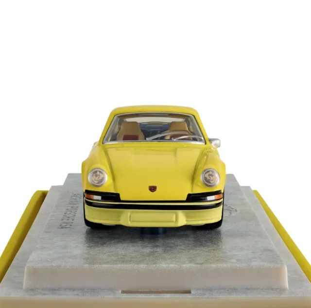 HOT WHEELS DANIEL ARSHAM 1973 PORSCHE 911 RSA AMARELO - lacrado