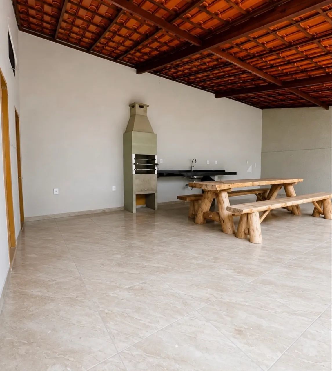 Casa com 5 quartos, sendo1 suíte em um terreno de 360m2  - Foto 5