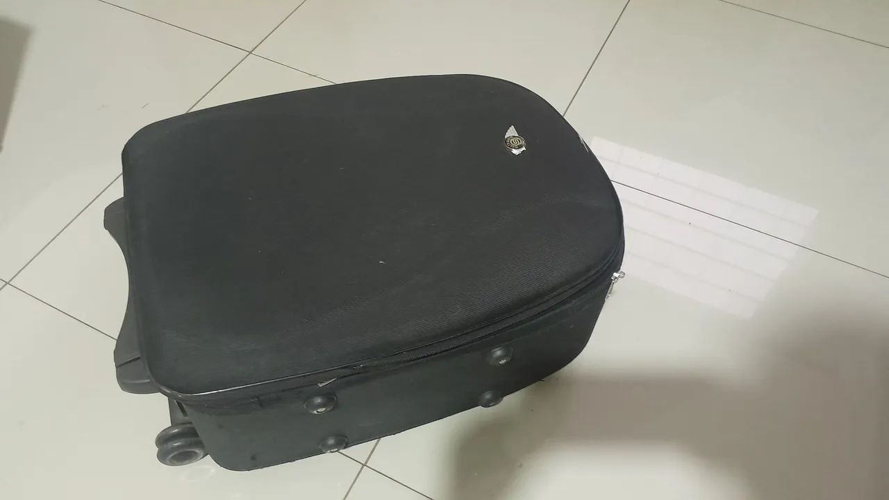 Mala em ótimo estado de conservação  - Foto 5