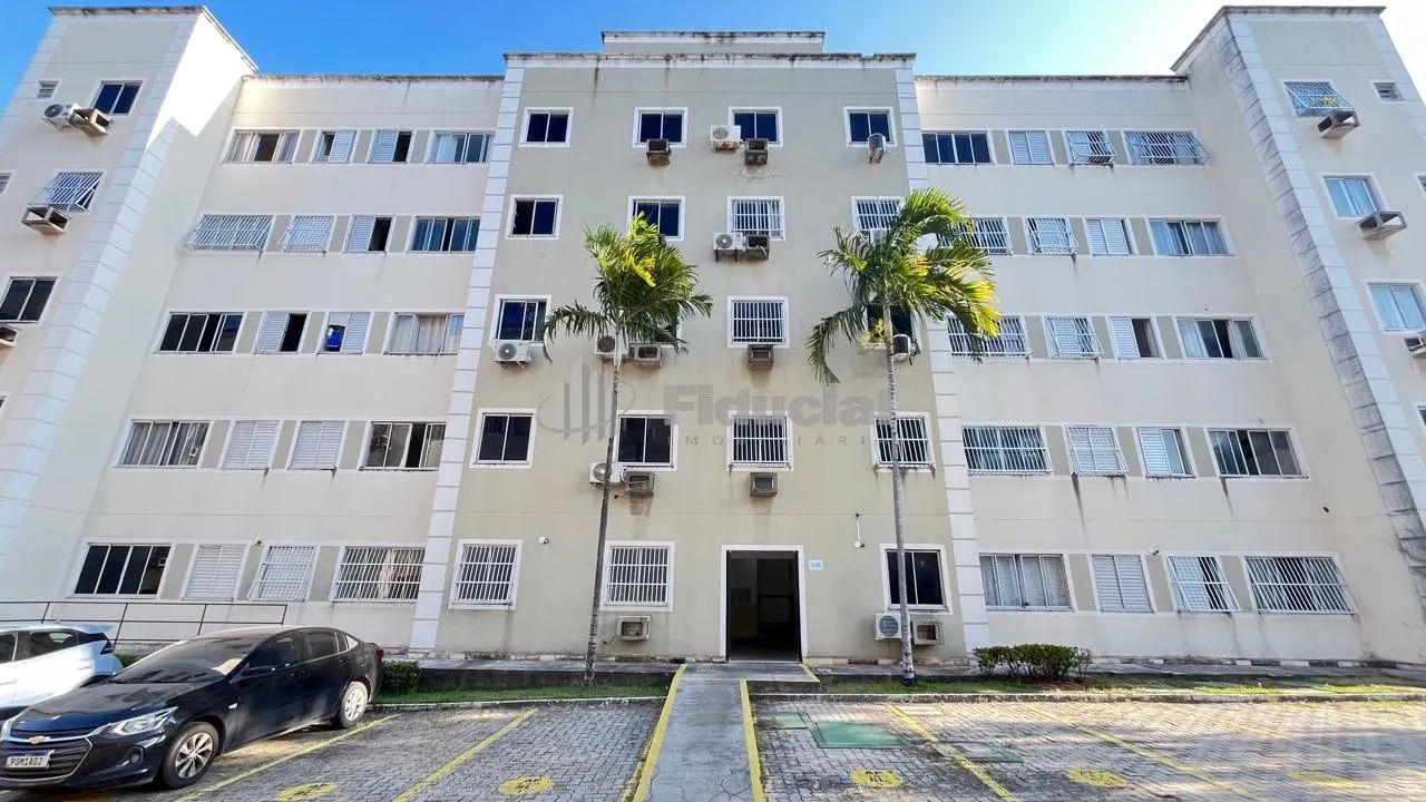 Apartamento totalmente mobiliado, com 2 quartos, sala ampla e banheiro social. Imóvel pron - Foto 2