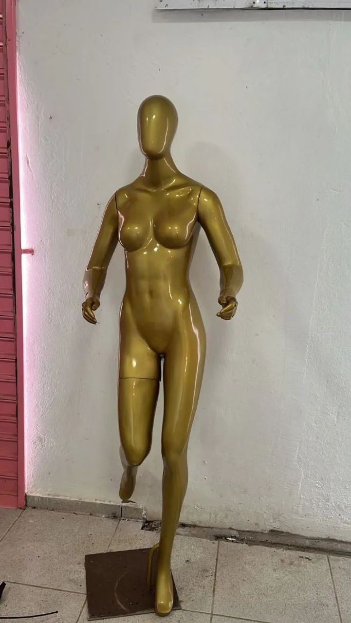 Manequim de fibra  - Foto 3