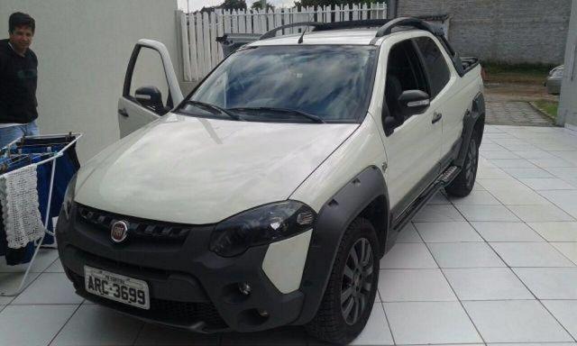Fiat Strada 2016 Completa 2016 3 portas - Foto 8