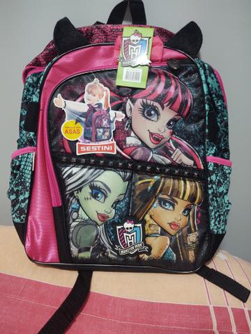 Mochila Monster High com asas nova
