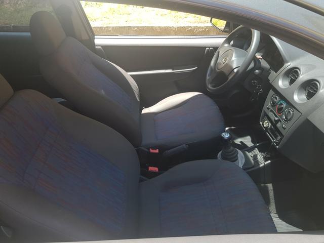 Chevrolet Celta 2010 - Foto 5