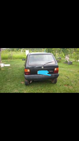 Vende-se um Fiat Uno Mille R$5.800