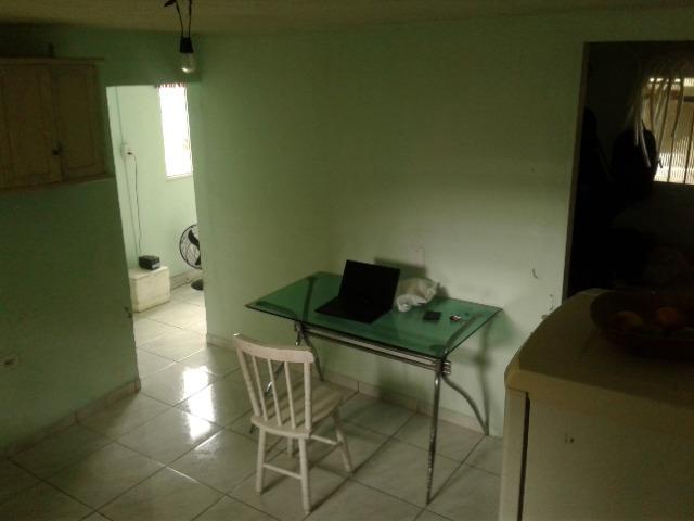 Kitnet 1 quarto cozinha banheiro. Vila Nova Caioba