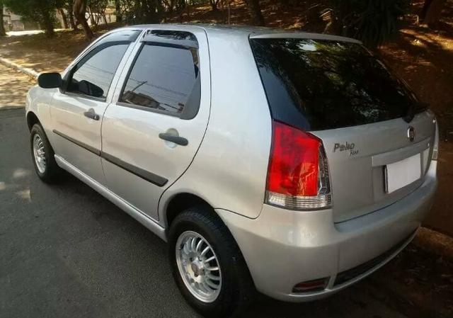 Fiat palio 1.0 ANO 2010 - Foto 4