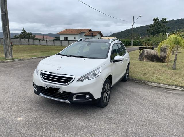 Peugeot 2008 Grif ano 2017 com teto