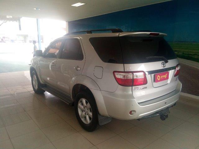 Hilux Sw4 3.0 2009 Diesel 7 lugares - Foto 4