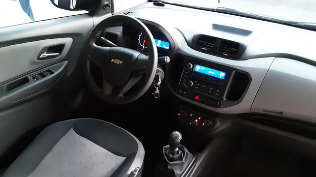 Vendo Spin 1.8 15/16 5 Lugares - Foto 4