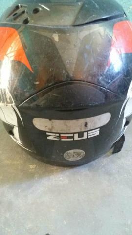 Dois capacete e um par de retrovisor - Foto 13