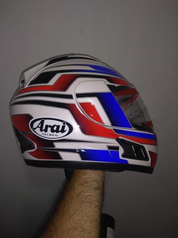 Capacete importado - Réplica ARAI