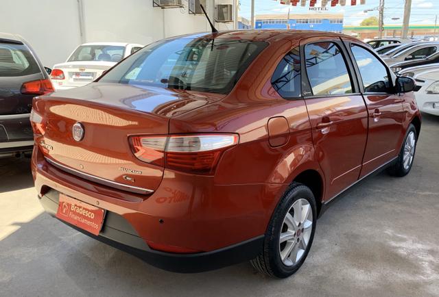 Fiat gran siena 1.4 flex ano 2013 - Foto 8