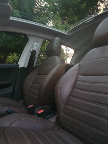 Peugeot 208 - Foto 19
