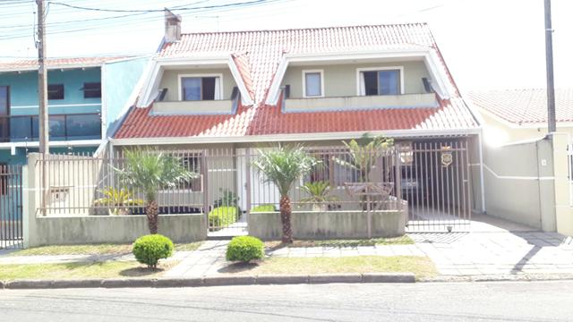 Sobrado e Casa no Parque São José