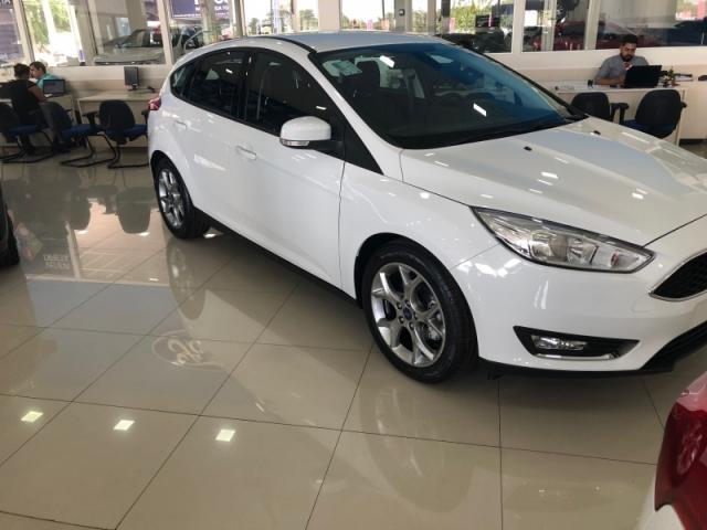 FORD FOCUS 2.0 SE PLUS 16V FLEX 4P 2018 - Foto 3