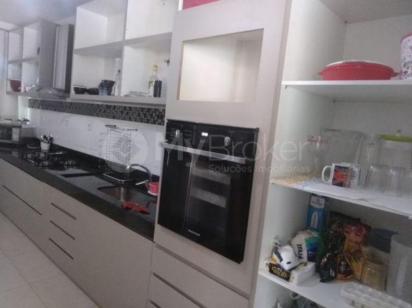 Casa sobrado com 5 quartos na Vila Santa Helena em Goiânia - Foto 16