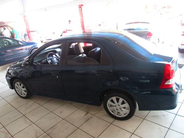 Toyota Etios sedan 1.5 xls automatc - Foto 7