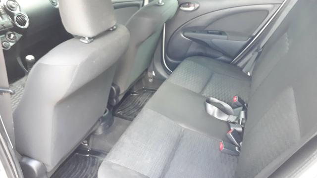 Toyota Etios xs 1.5 - Foto 4