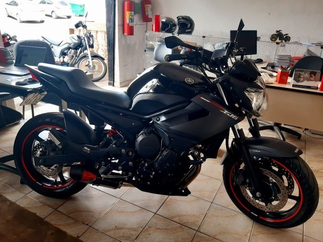 YAMAHA XJ6 N 2016