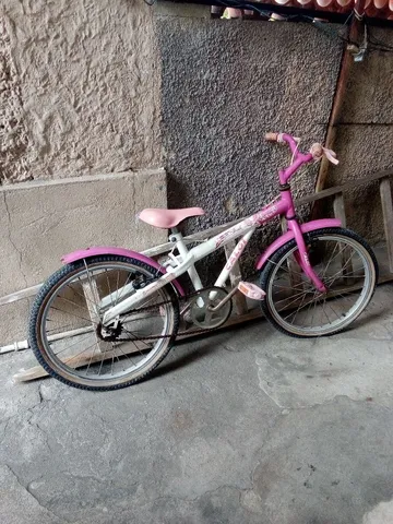 Bicicleta Caloi Barbie - Aro 20 - Freio V-Brake - Câmbio Traseiro Caloi -  Feminina - Infantil