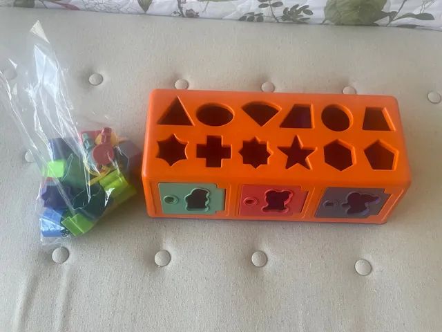 Brinquedo caixa e encaixa da estrela - Foto 2