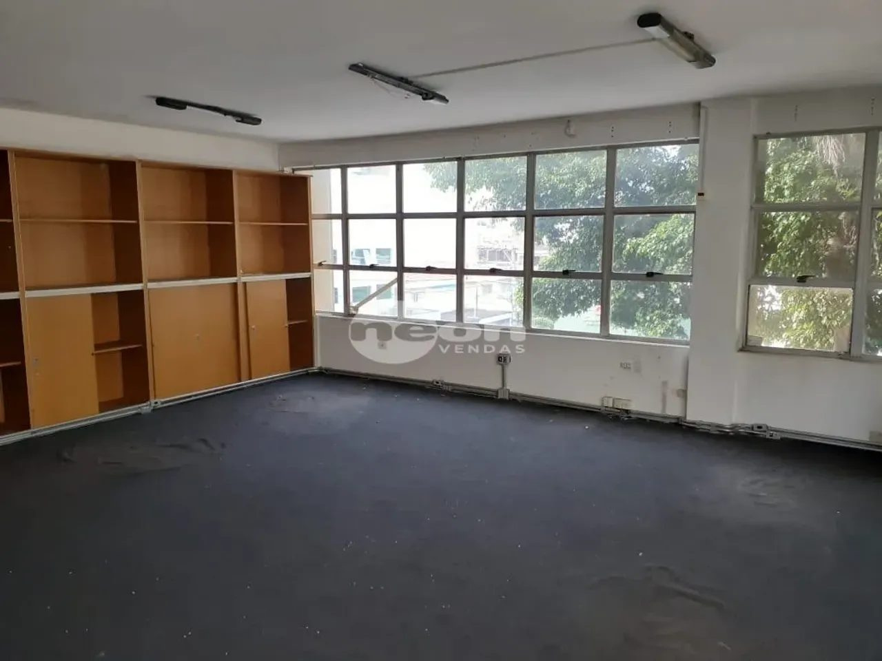 Escritório à venda no Jardim do Mar com 75 m² de área útil disponível para negociação