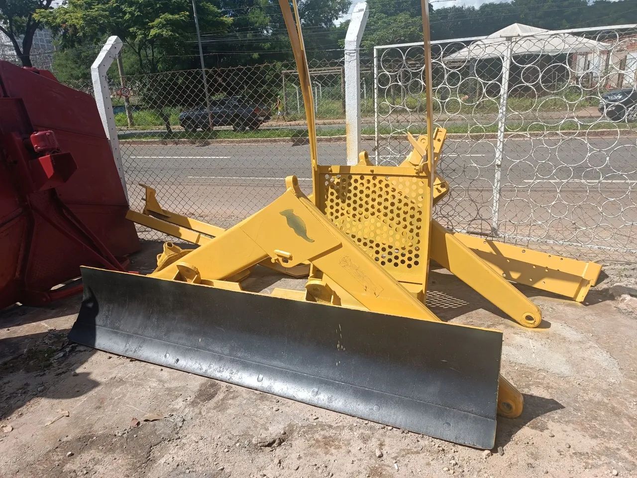 Conjunto de Lâmina Tatu BH 180 Bomba Trator