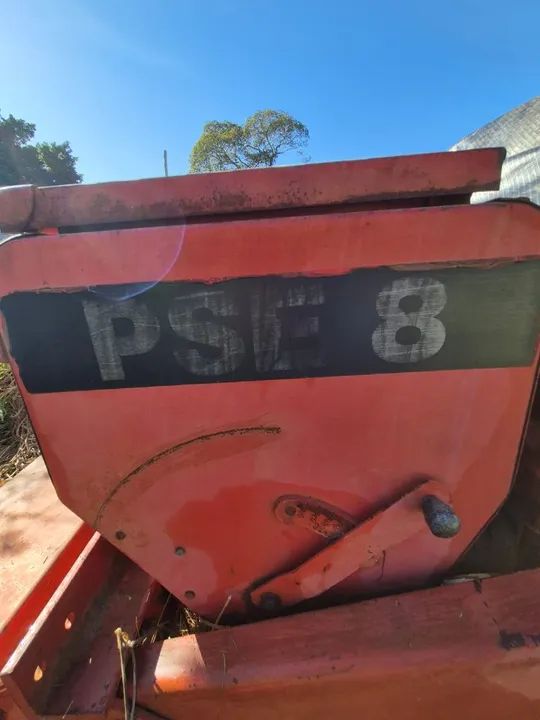 Plantadeira PSE 8 Semeato 9/45