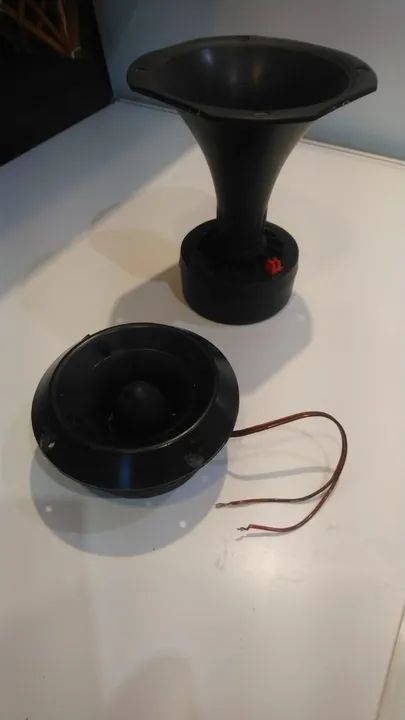 Kit corneta e Twitter