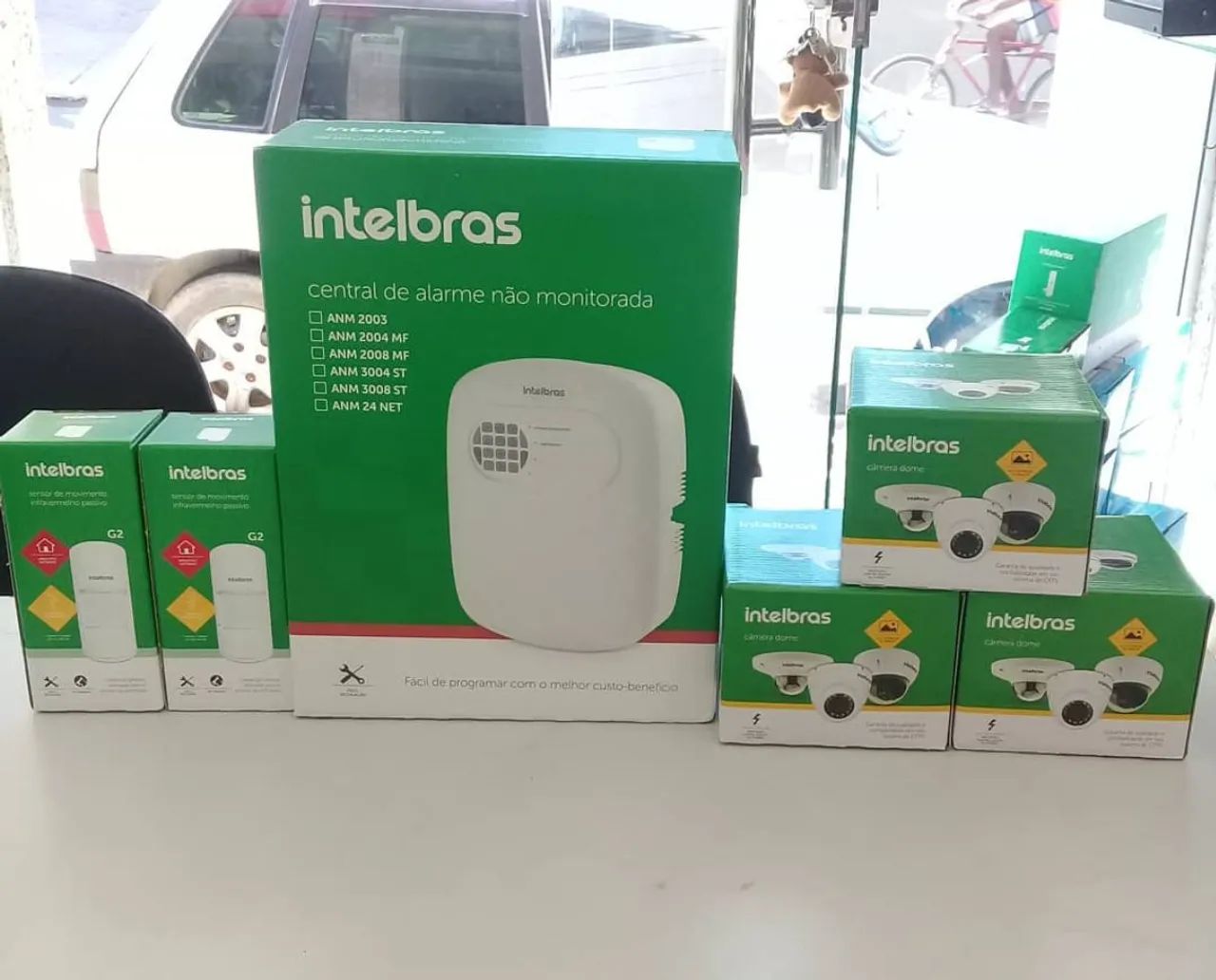 Intelbras Kit de câmera e alarme para comércio em geral
