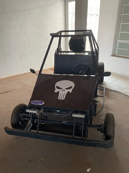 Carro de Passeio - 4 Rodas - Motorizado - Econômico e Prático