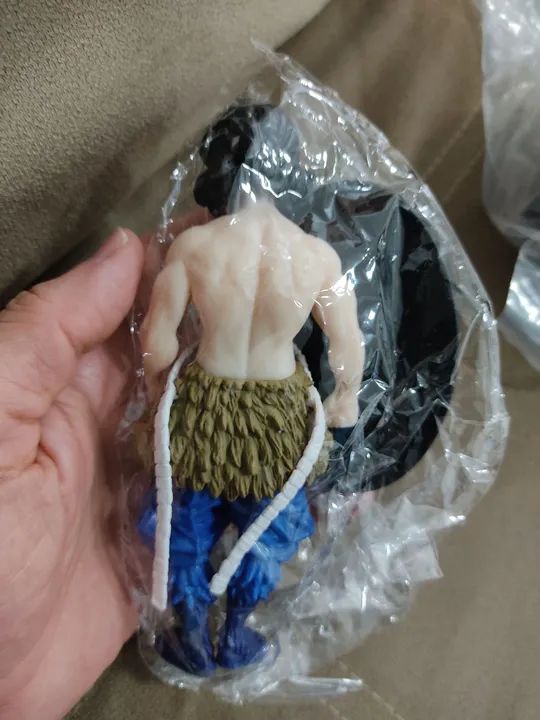 Figura Demon Slayer Inosuke sem máscara - Foto 4