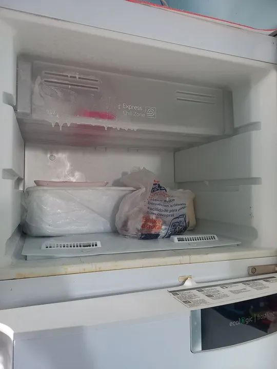 Vendo Geladeira - Ler Anúncio  - Foto 4