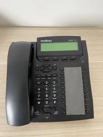 Aparelho telefônico digital Intelbras para central telefônica R$250,00 cada 